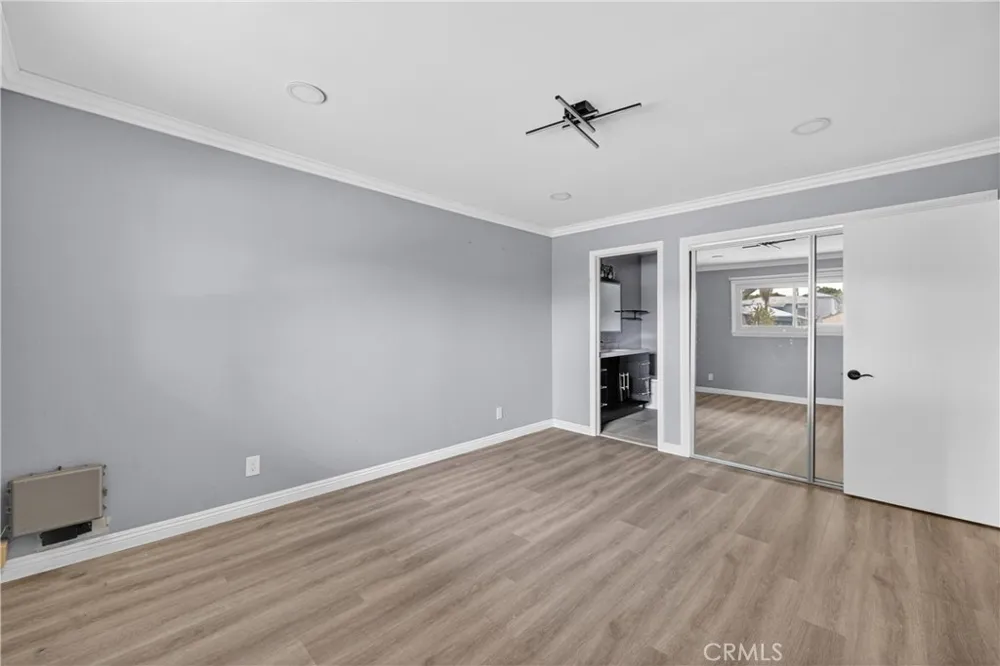 2016 Euclid Street #6 Santa Monica, CA 90405