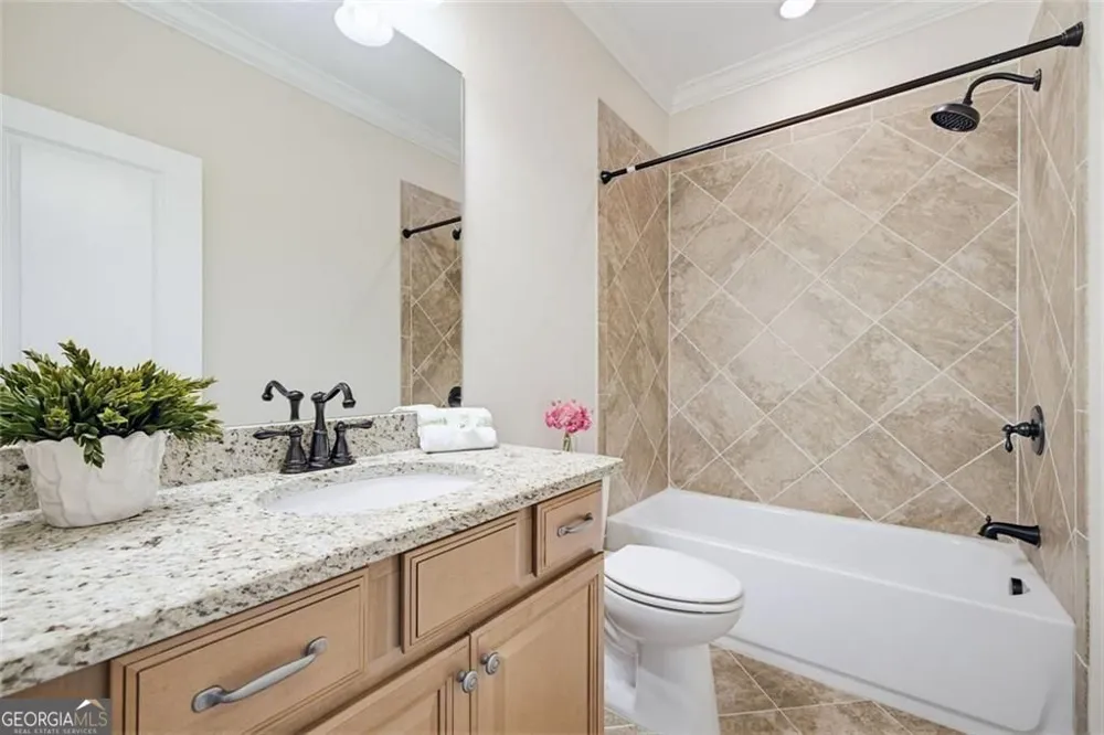 11147 Brookhavenclub DR Johns Creek, GA 30097
