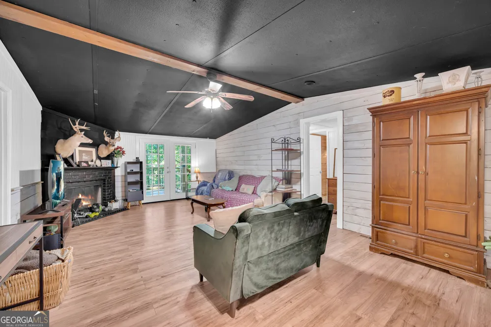114 Lake Harbor TRL Martin, GA 30557