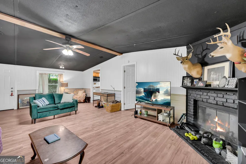 114 Lake Harbor TRL Martin, GA 30557