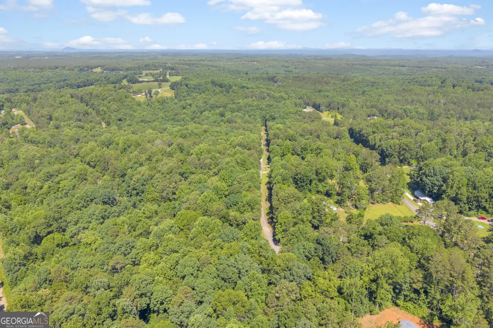 114 Lake Harbor TRL Martin, GA 30557