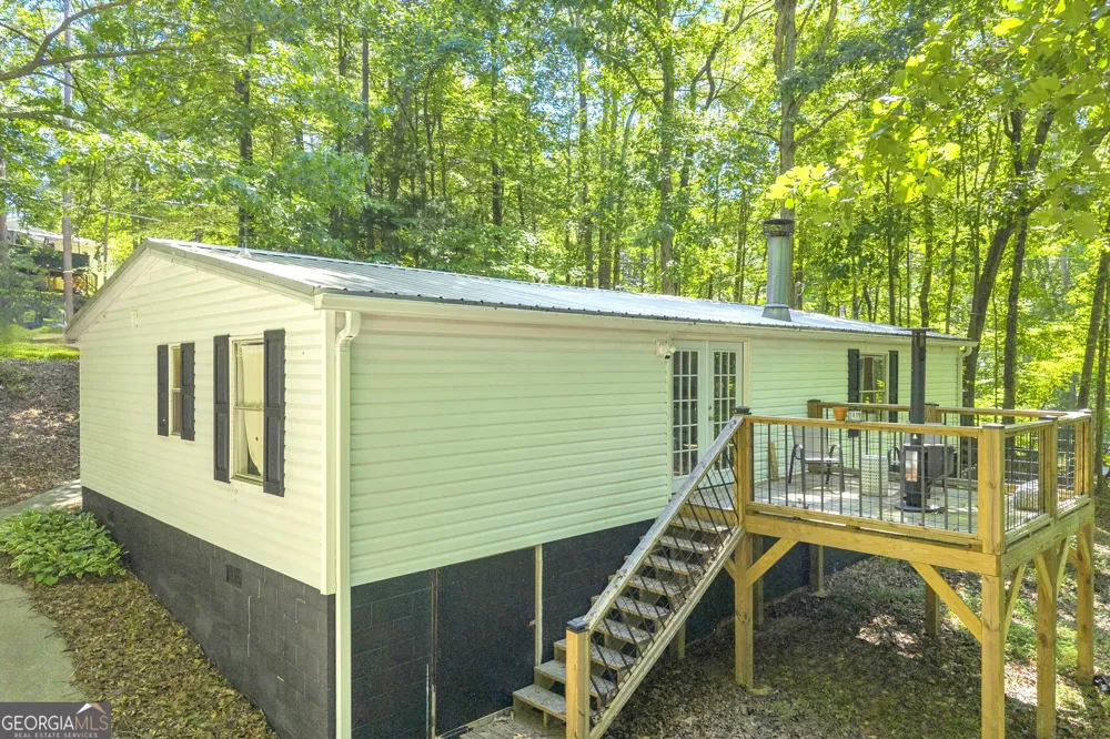 114 Lake Harbor TRL Martin, GA 30557