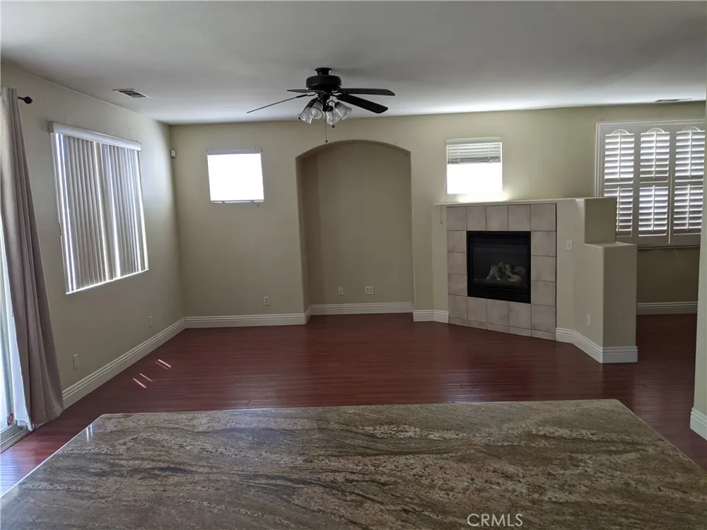 15559 Sharon Court Fontana, CA 92336