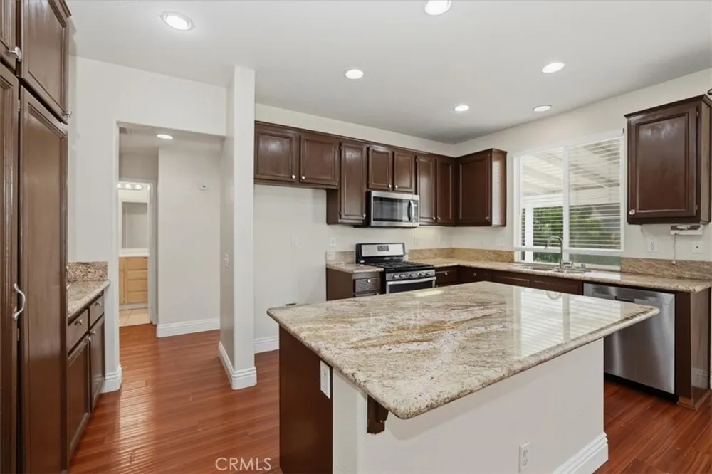 15559 Sharon Court Fontana, CA 92336