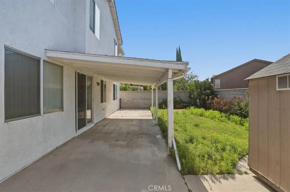 15559 Sharon Court Fontana, CA 92336