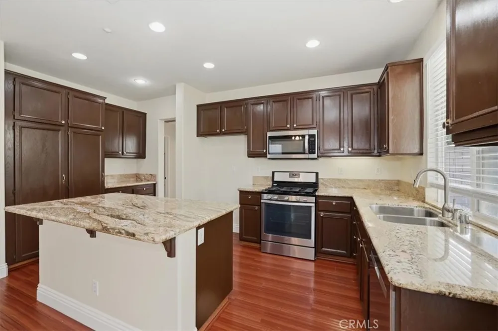 15559 Sharon Court Fontana, CA 92336
