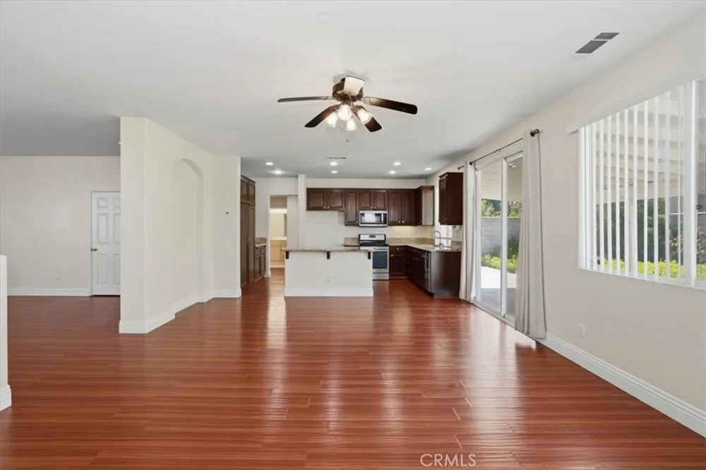15559 Sharon Court Fontana, CA 92336