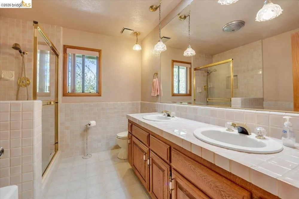 10421 Dexter Ln Coulterville, CA 95311
