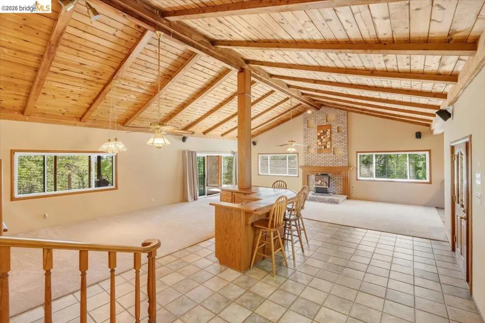 10421 Dexter Ln Coulterville, CA 95311