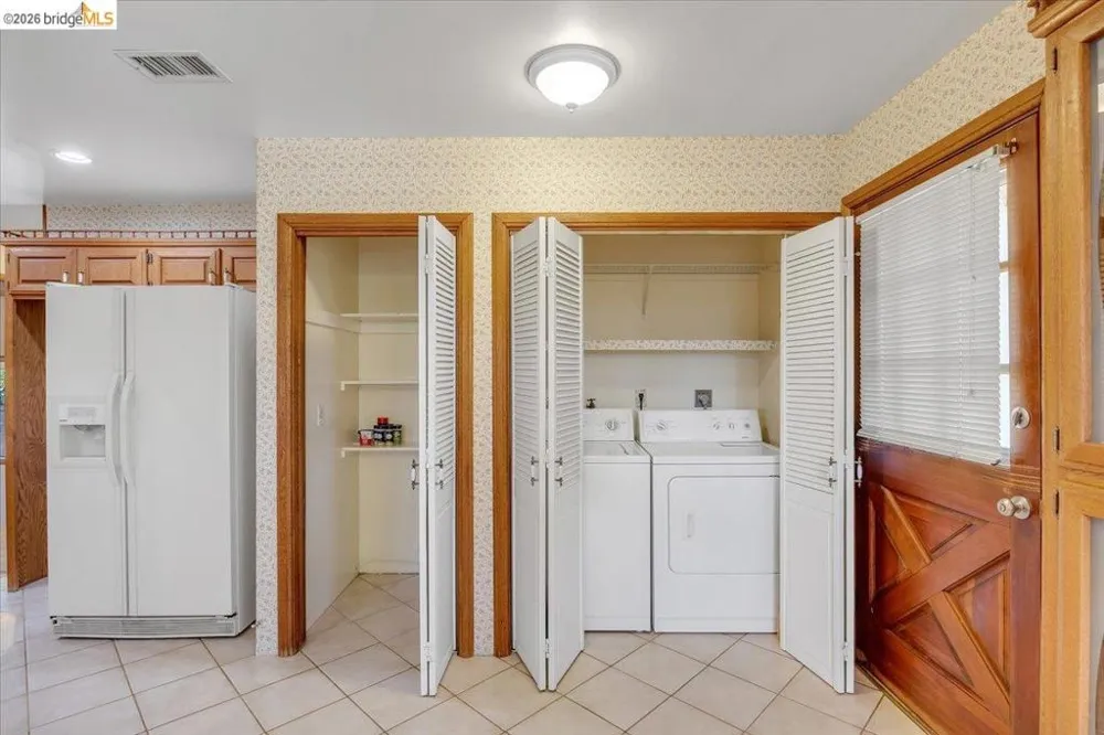 10421 Dexter Ln Coulterville, CA 95311
