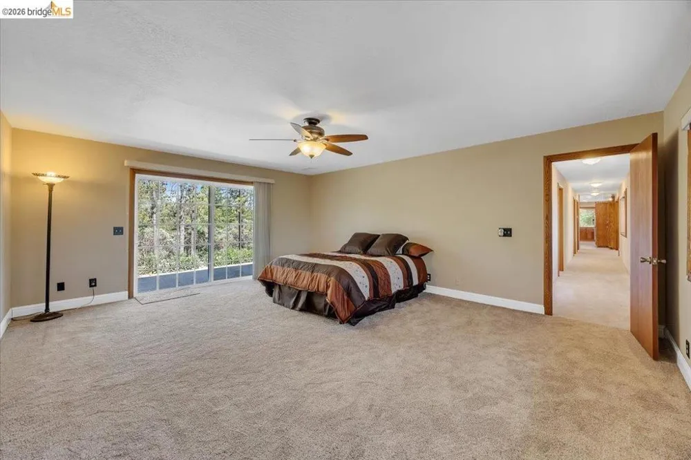 10421 Dexter Ln Coulterville, CA 95311