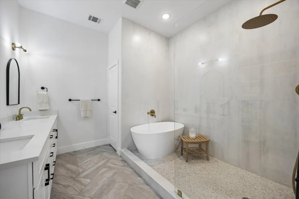 917 Moody Street Houston, TX 77009