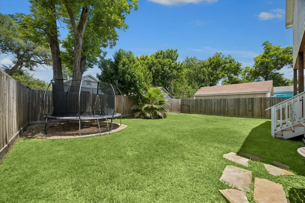 917 Moody Street Houston, TX 77009