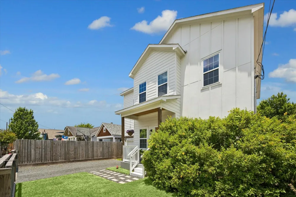 917 Moody Street Houston, TX 77009