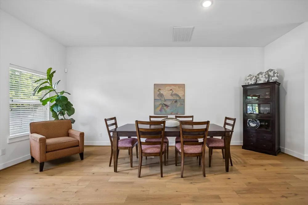 917 Moody Street Houston, TX 77009