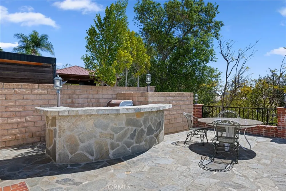 17830 Arvida Drive Granada Hills, CA 91344