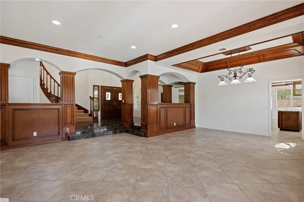 17830 Arvida Drive Granada Hills, CA 91344
