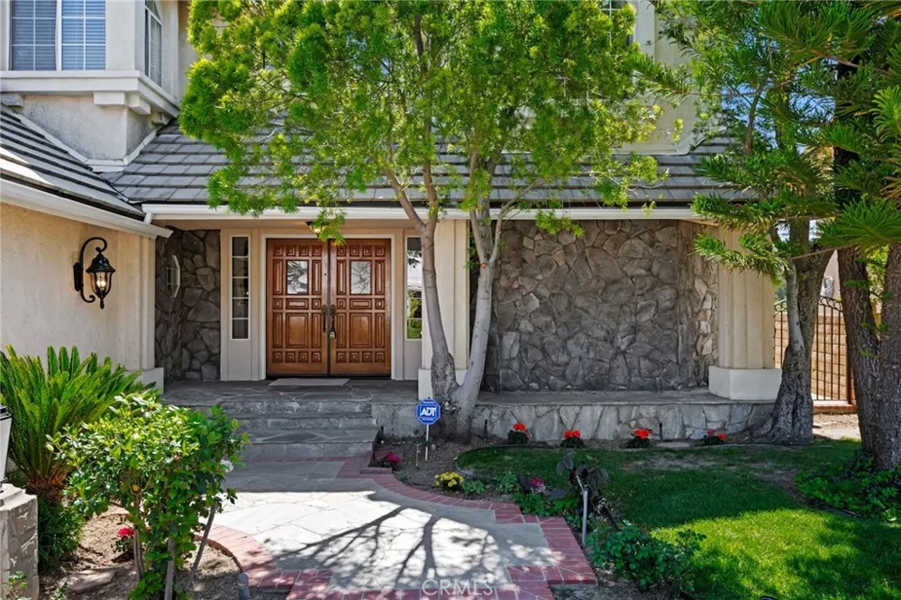 17830 Arvida Drive Granada Hills, CA 91344