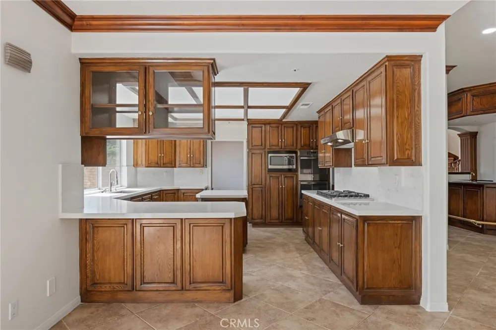 17830 Arvida Drive Granada Hills, CA 91344