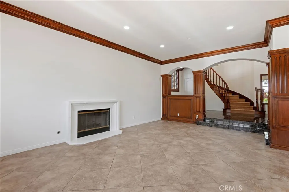 17830 Arvida Drive Granada Hills, CA 91344