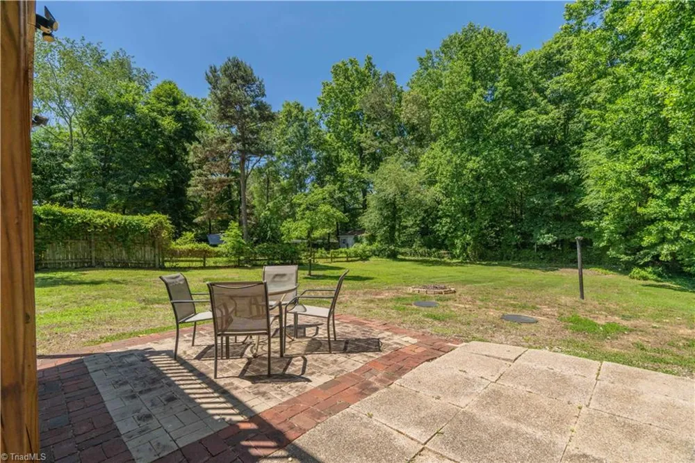 310 James Road Clemmons, NC 27012