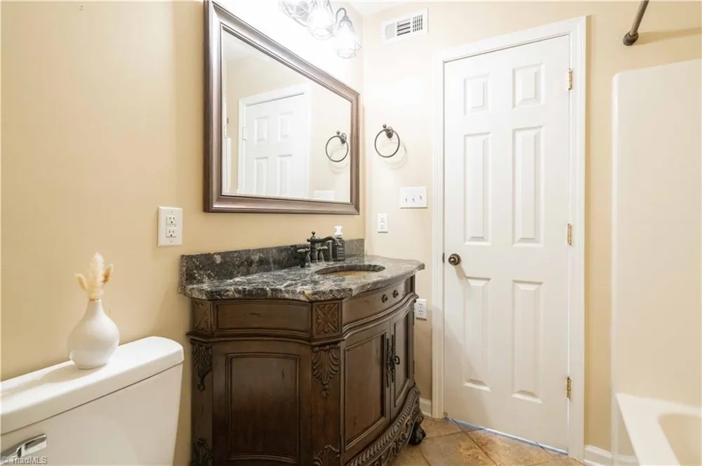 310 James Road Clemmons, NC 27012