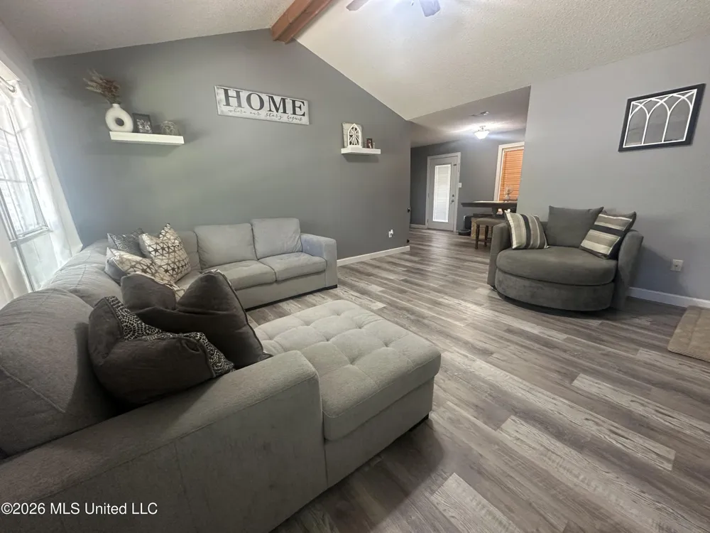 6 Honeycomb Road Wiggins, MS 39577