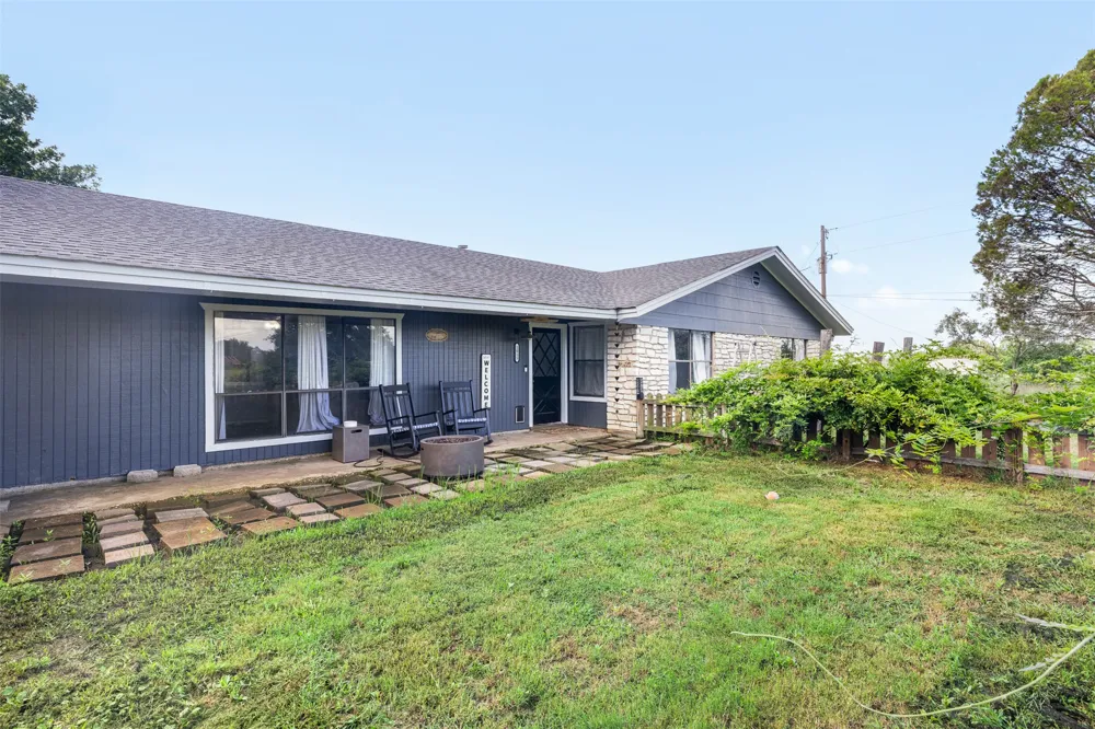 1015 Fm 112 Road Lexington, TX 78947