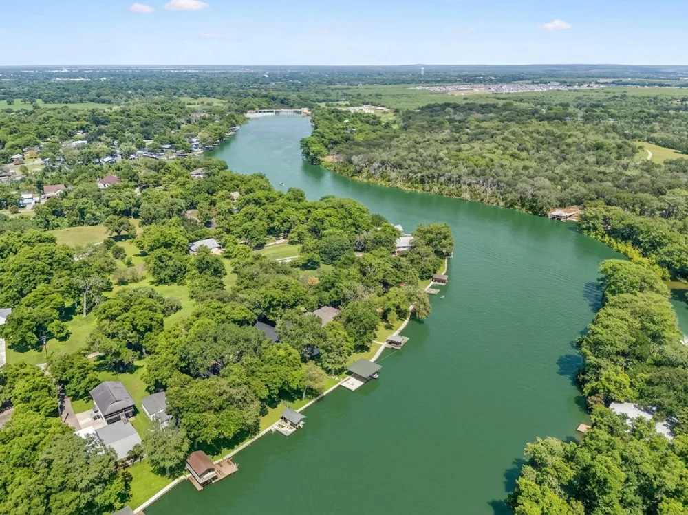 524 Turtle Lane Seguin, TX 78155