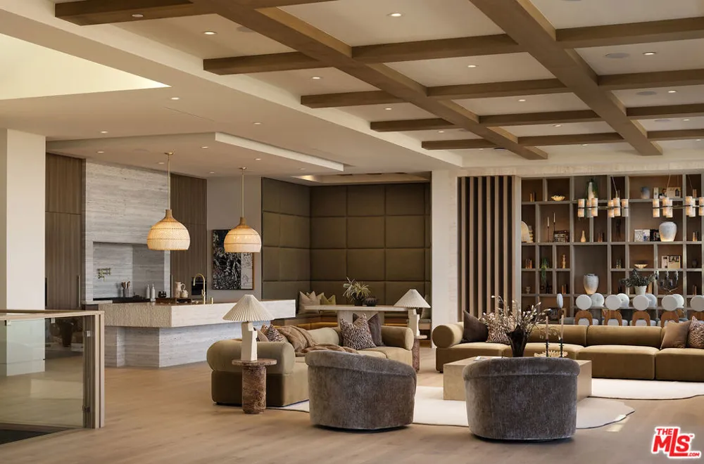 1360 Laurel Way Beverly Hills, CA 90210