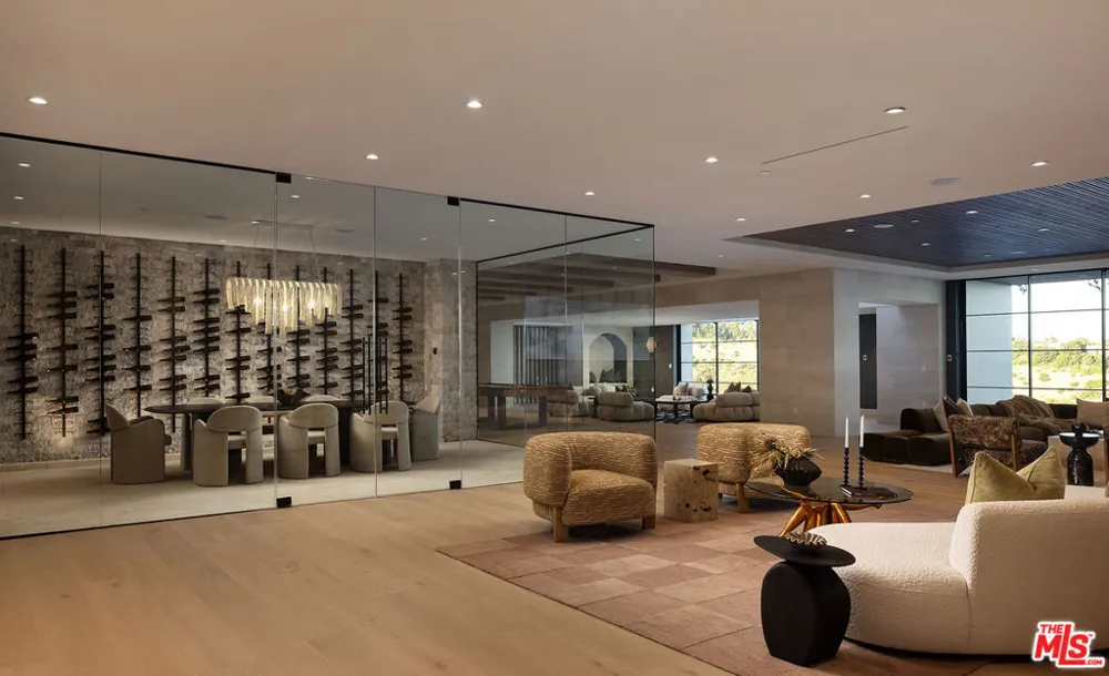 1360 Laurel Way Beverly Hills, CA 90210