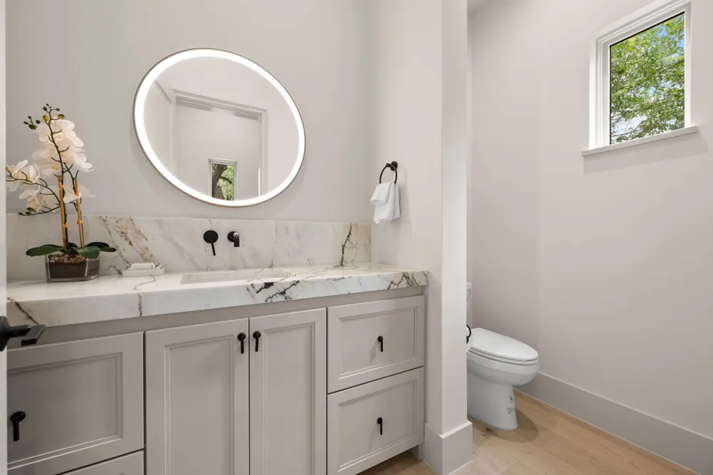 211 Westhaven Drive West Lake Hills, TX 78746