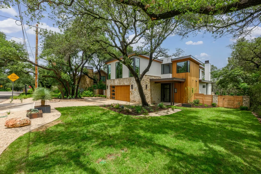 211 Westhaven Drive West Lake Hills, TX 78746