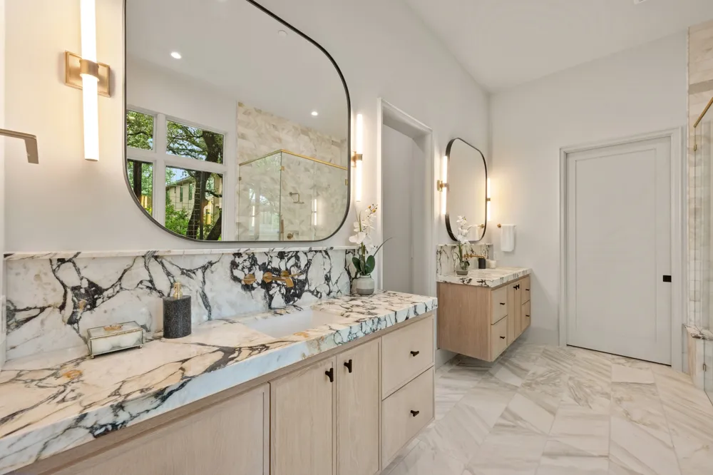211 Westhaven Drive West Lake Hills, TX 78746