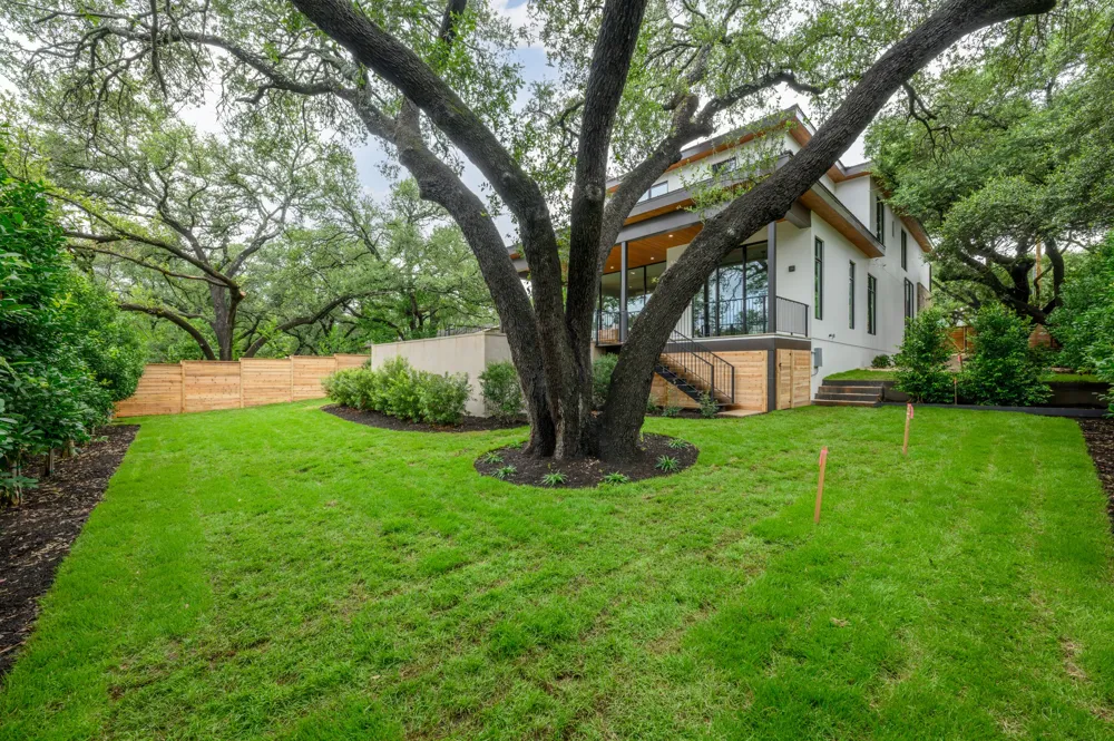 211 Westhaven Drive West Lake Hills, TX 78746