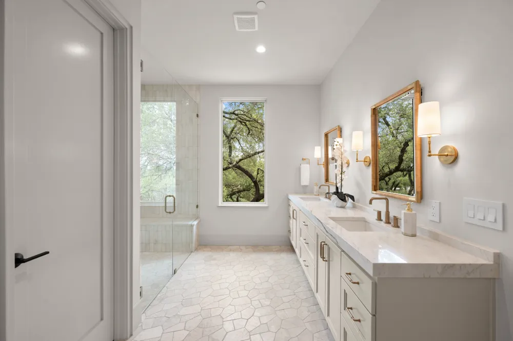 211 Westhaven Drive West Lake Hills, TX 78746