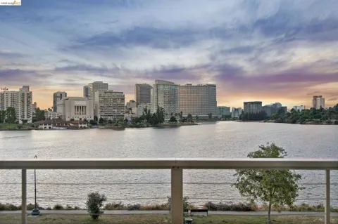 1410 Lakeshore Ave #5