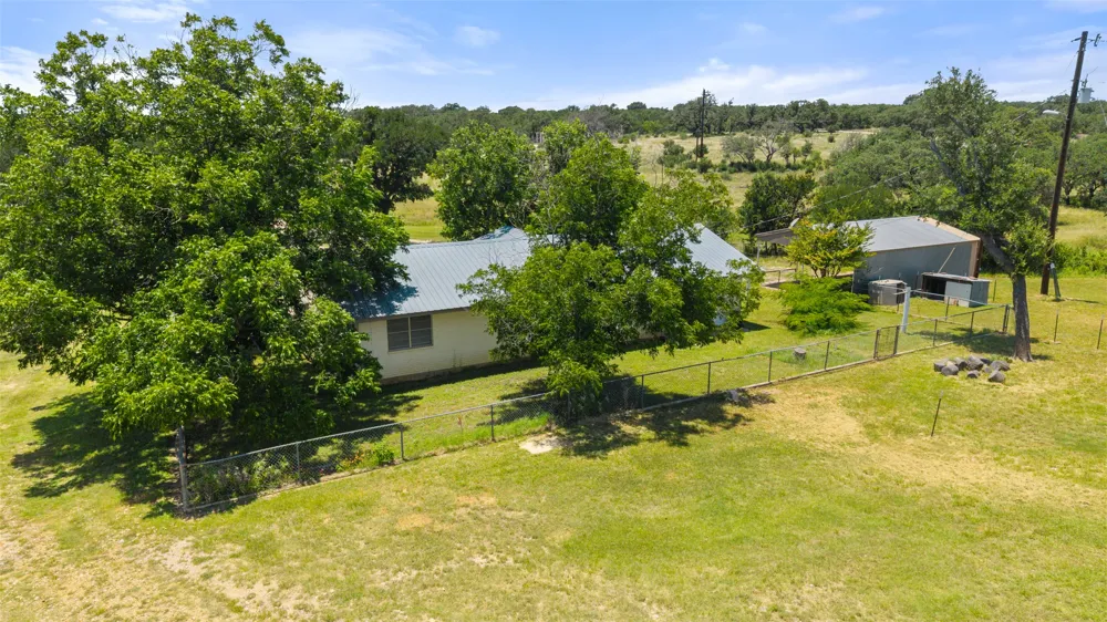 6571 County Road 340 Burnet, TX 78611