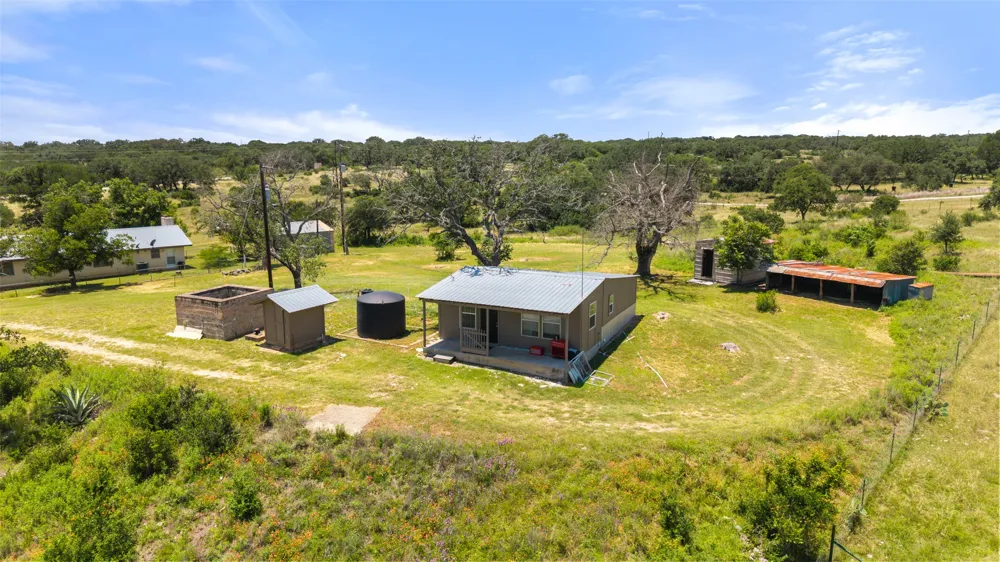 6571 County Road 340 Burnet, TX 78611