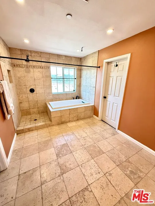 1629 Julia Way Riverside, CA 92501