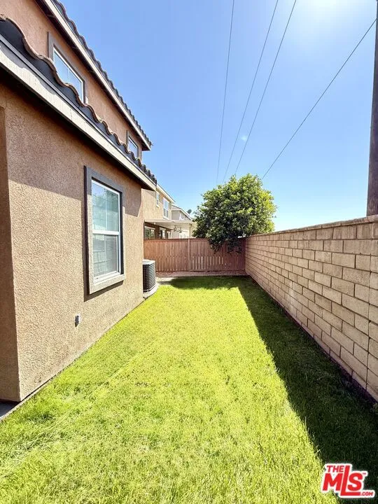 1629 Julia Way Riverside, CA 92501