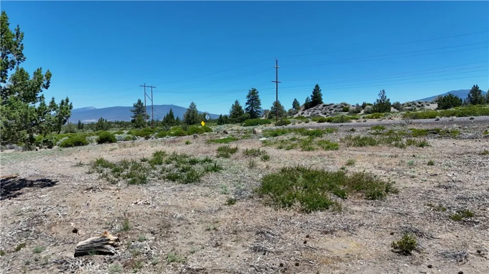 Rock Chuck Circle Weed, CA 96094