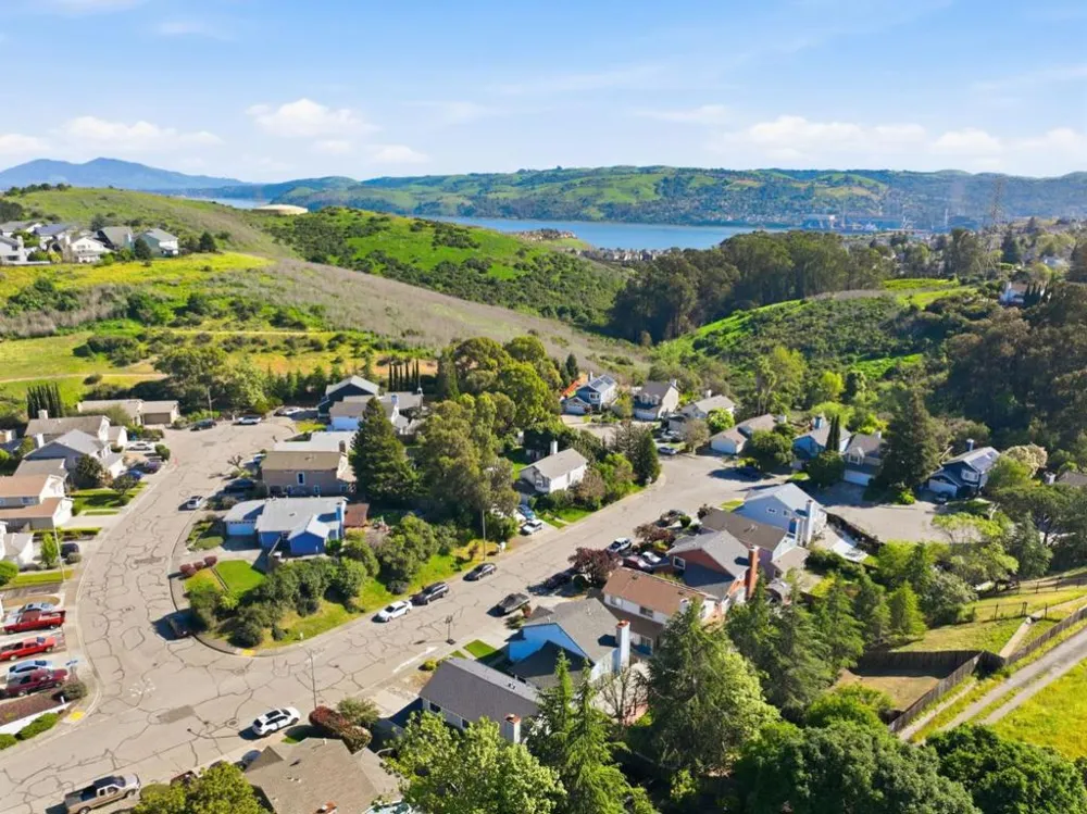 621 New Bedford Drive Vallejo, CA 94591