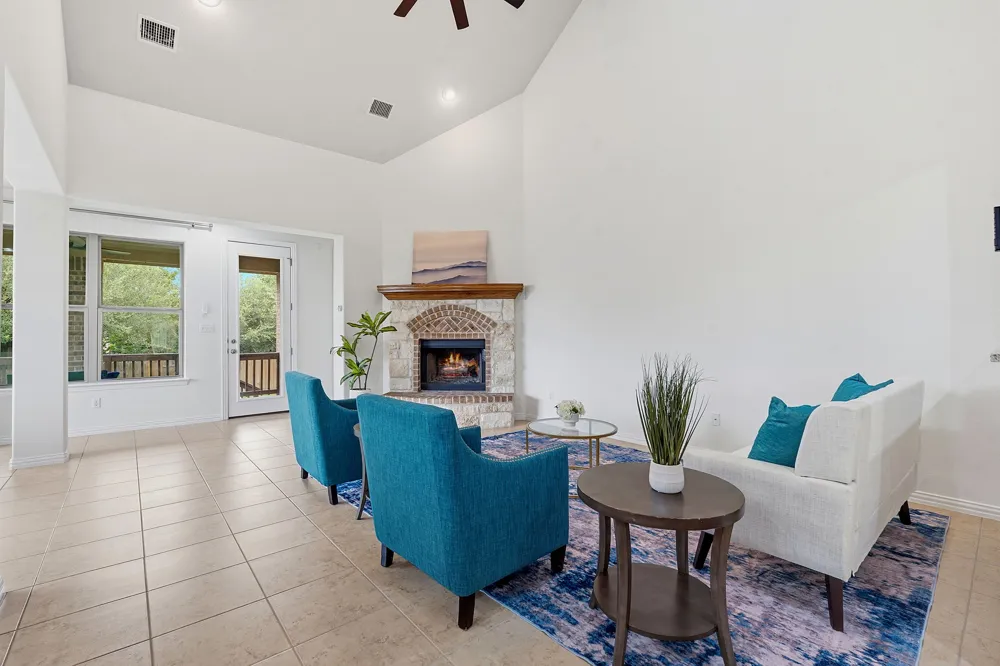 13728 Mesa Verde Drive Austin, TX 78737