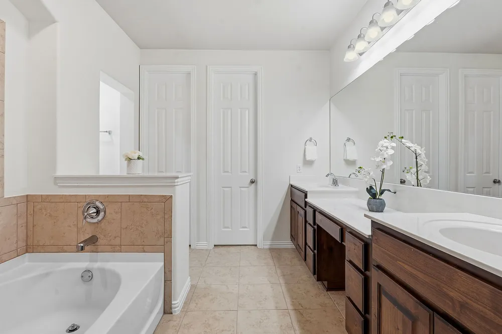 13728 Mesa Verde Drive Austin, TX 78737