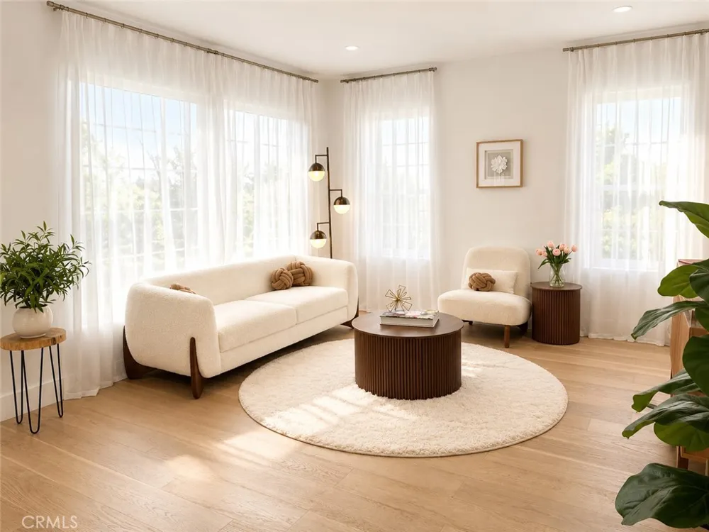 5143 Newcastle Avenue Encino, CA 91316
