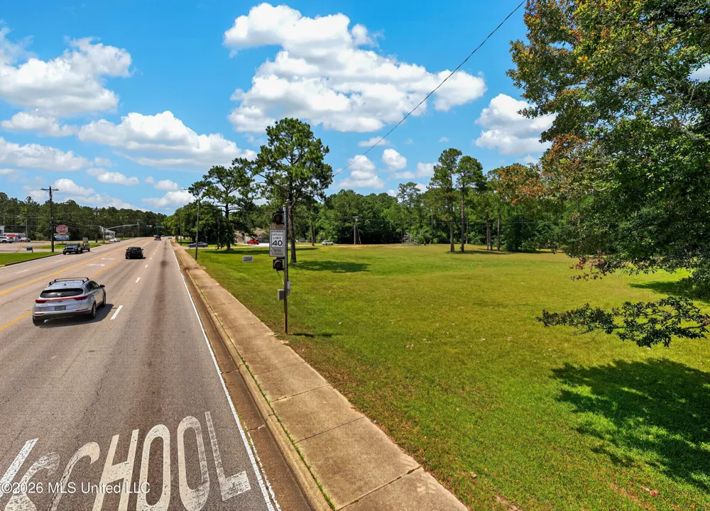 4212 Gautier Vancleave Road Gautier, MS 39553