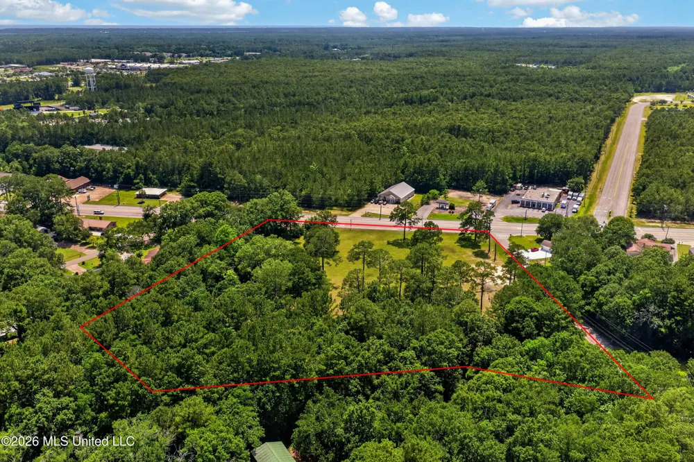 4212 Gautier Vancleave Road Gautier, MS 39553