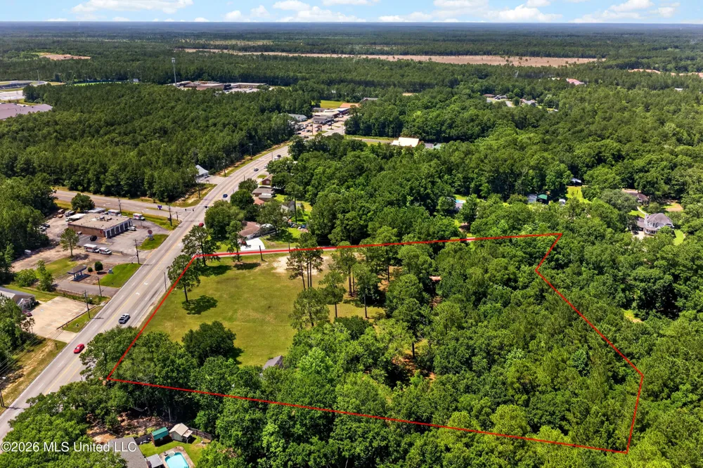 4212 Gautier Vancleave Road Gautier, MS 39553