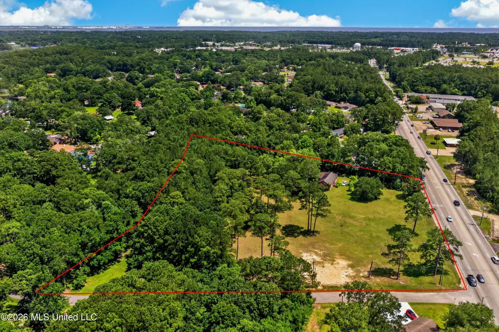 4212 Gautier Vancleave Road Gautier, MS 39553